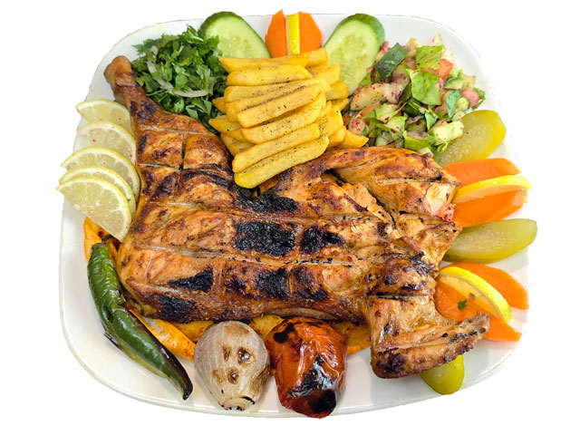 صورة دجاج عالفحم